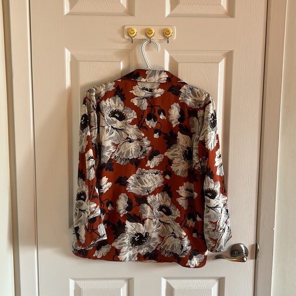 Zara Floral Button-Up - Picture 2 of 2